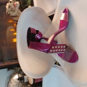 JEFFREY CAMPBELL VINYL PURPLE IRIDESCENT 💜 PATENT LEATHER CHROME STUD SHOES 9